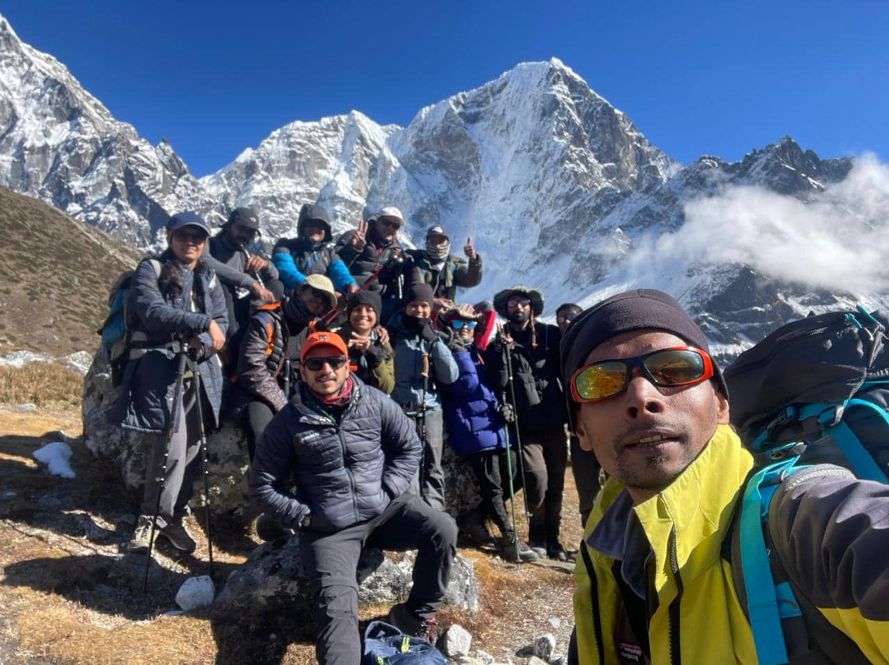 How many 7000M peaks are there in Nepal?